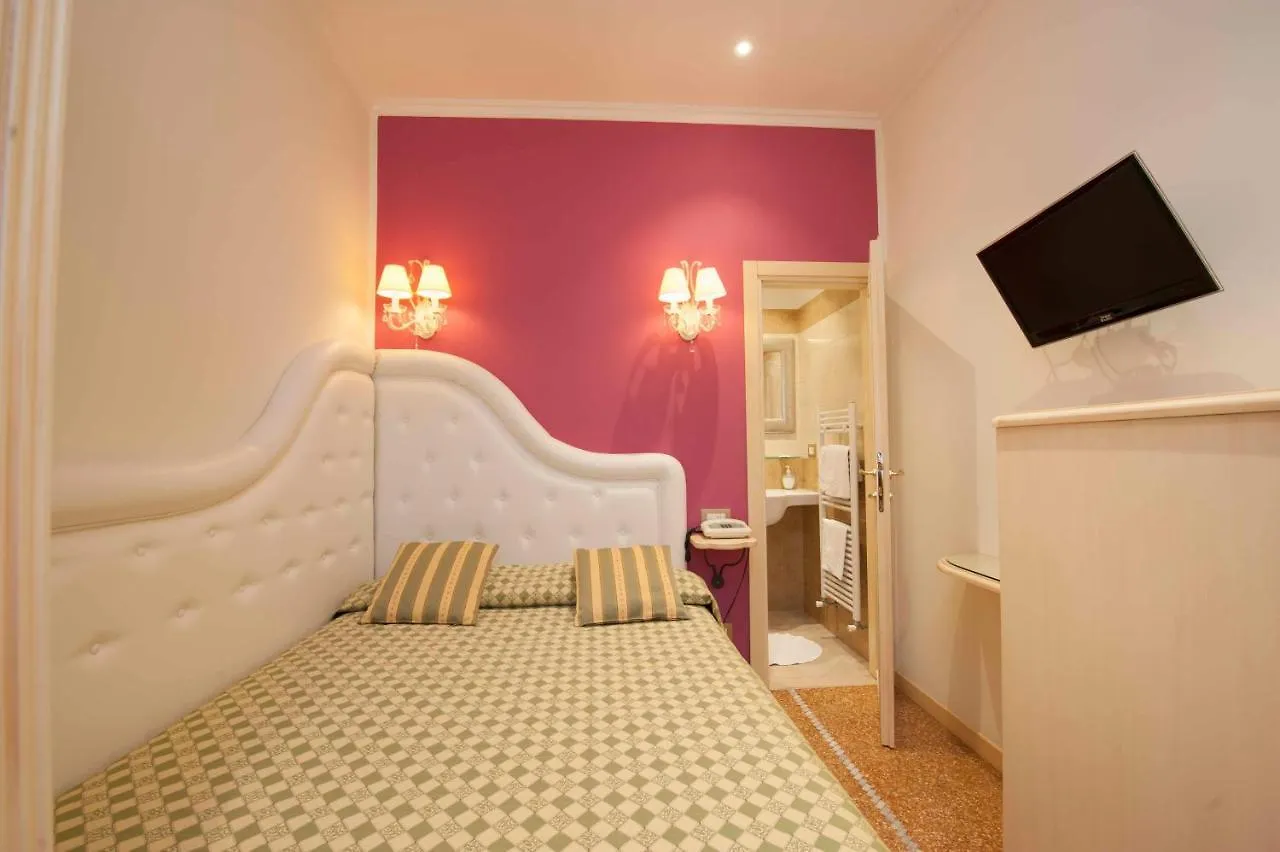 Hotel Astigiana&Appartamenti Varazze Italia