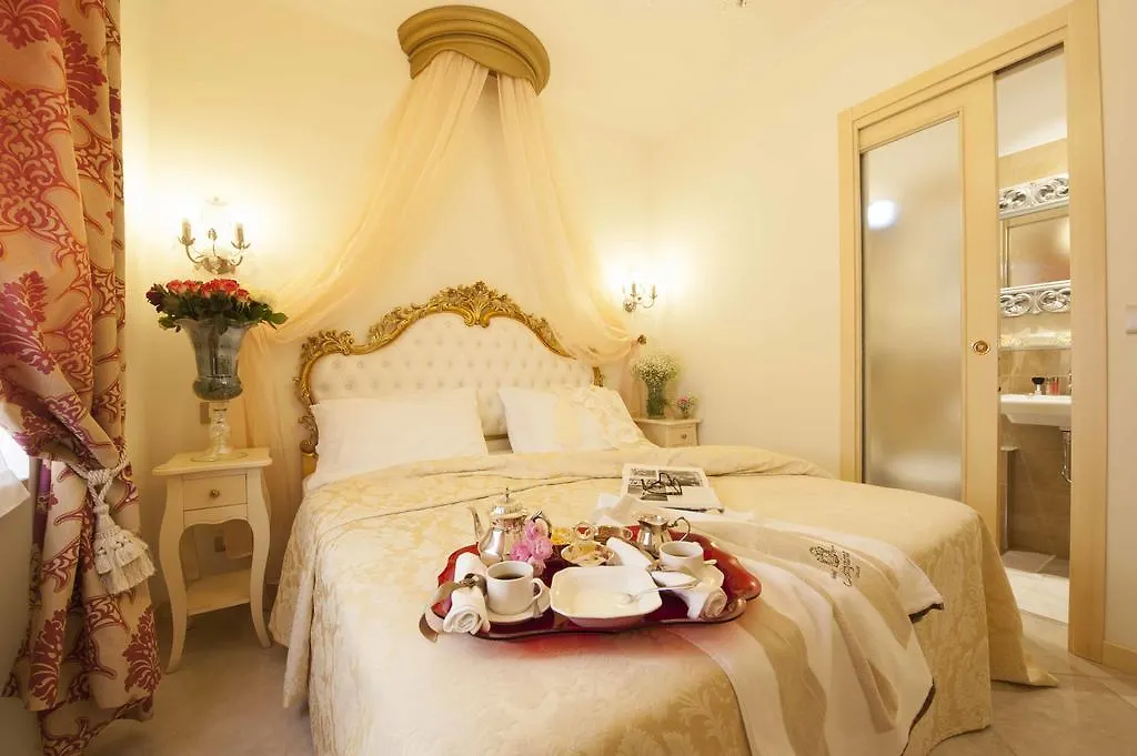 Hotel Astigiana&Appartamenti Varazze 3*,  Italia