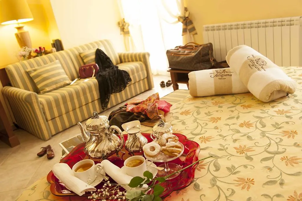 Hotel Astigiana&Appartamenti Varazze 3*,