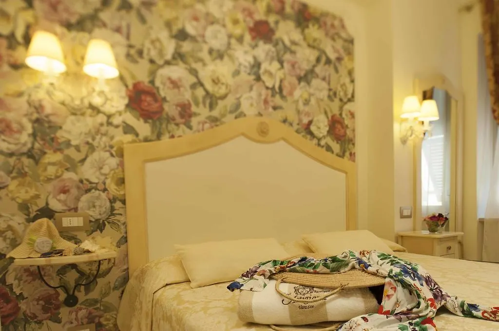 ***  Hotel Astigiana & Appartamenti Varazze Itálie